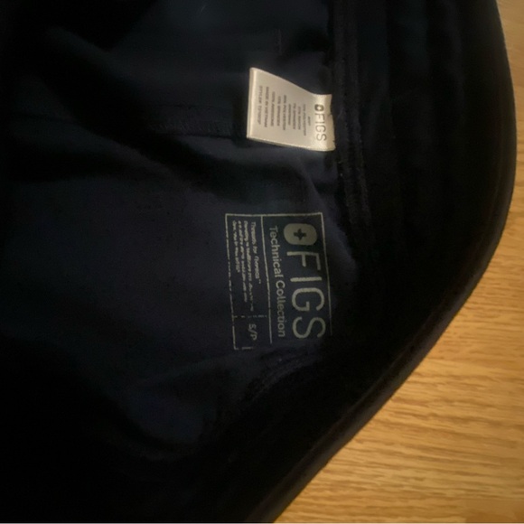 Figs Navy Blue Scrub Top S and Livingston bottoms S/P - Picture 4 of 4